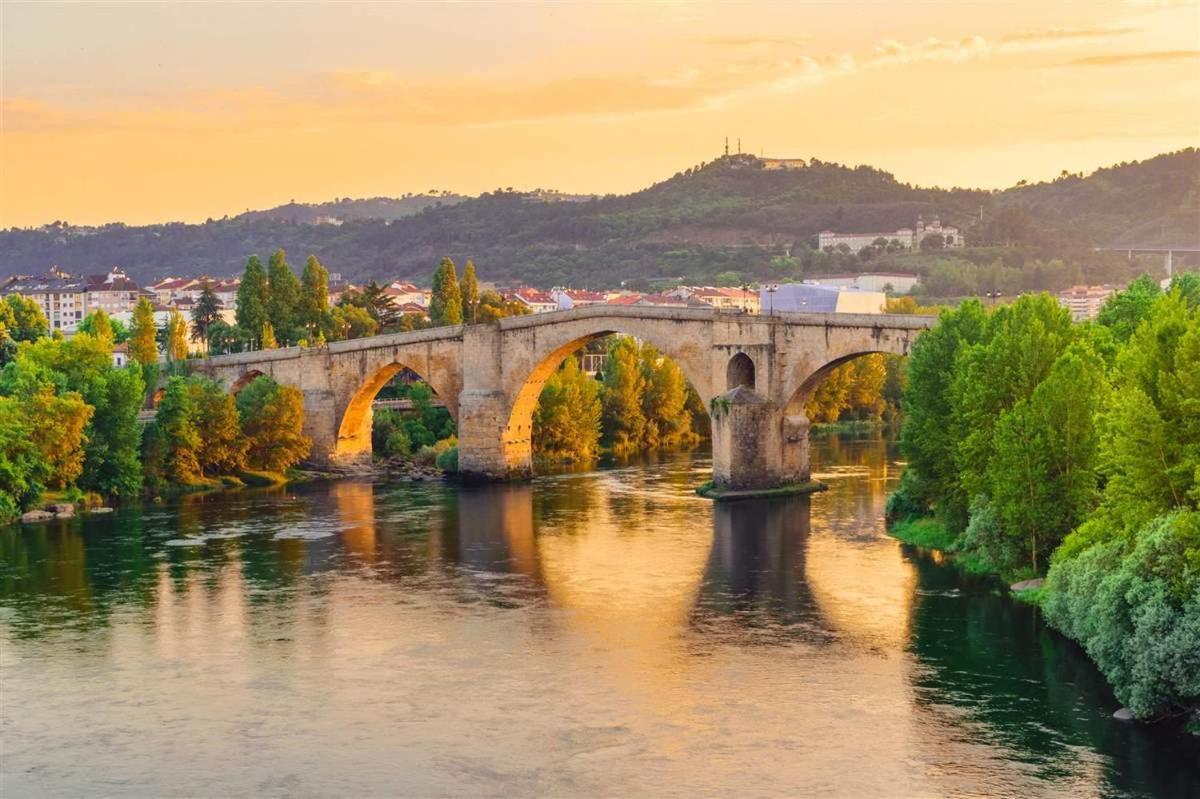 Apartamento Portovello Con Vistas Al Rio Allariz Exteriér fotografie
